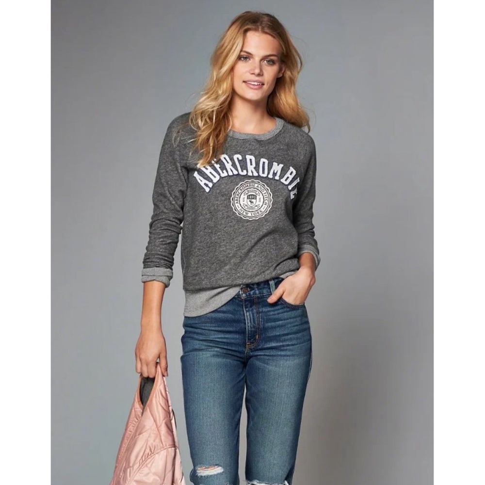 A&F Soft Crewneck Sweatshirt Patch Seal And Logo … - image 1